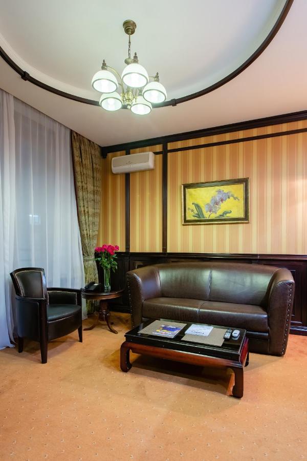 Apartments On Zhilyanskaya Street 59 Kiev Esterno foto